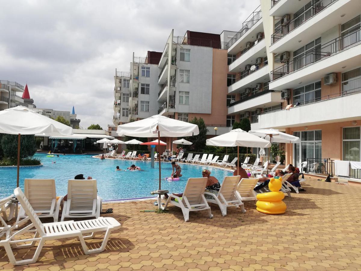 Apartment Daisy Grand Kamelia Sunny Beach Eksteriør billede