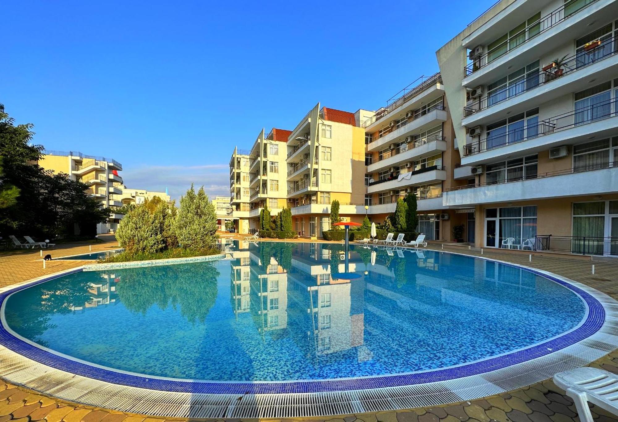 Apartment Daisy Grand Kamelia Sunny Beach Eksteriør billede